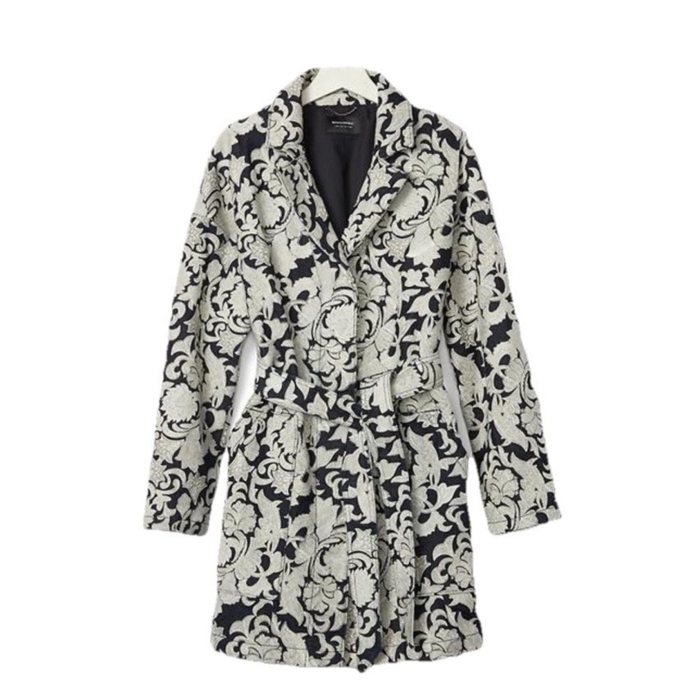 Banana Republic $450 Limited Edition Embroidered Denim Coat Small